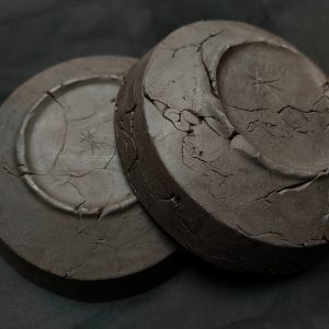 Dark Clay Bowl 300ml bottom