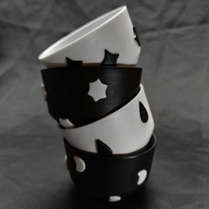 Black and White Smooth Porcelain Cups set